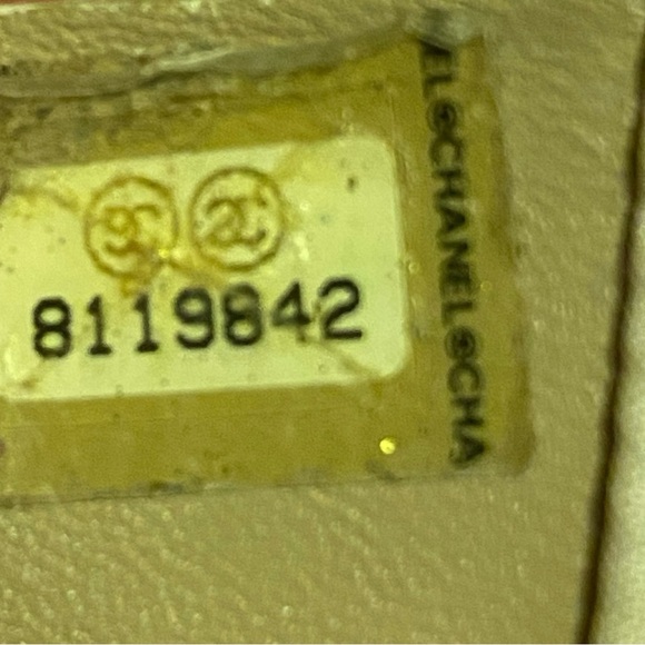 CHANEL Ivory Traveline Tote Shoulder Bag Vintage - Picture 6 of 9